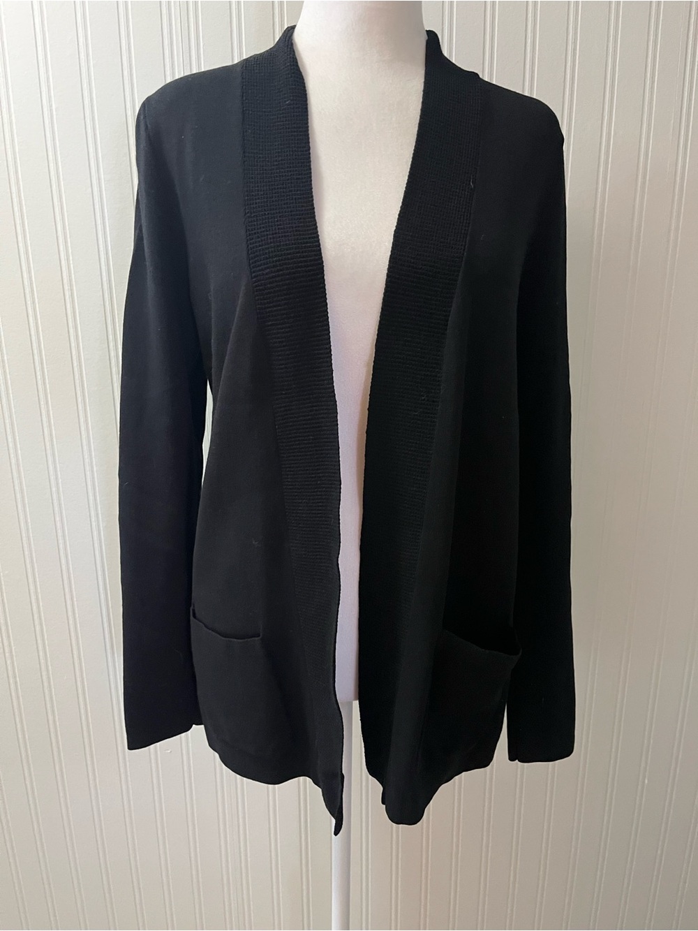 Jones New York Black Open-Front Pocket Cardigan